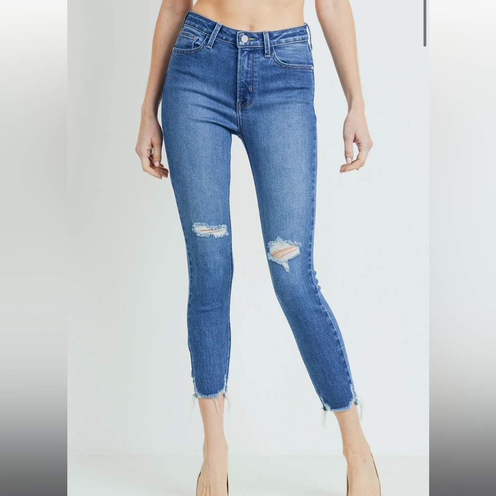 Just Black Denim distressed skinny Jean